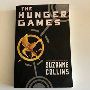 🌻The Hunger Games Book